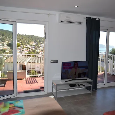 Moderno Con Terraza, Aire Acondicionado Y Aparcamiento Privado En - Es-323-8